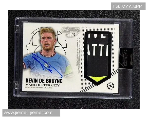 编年史足球球星卡收藏盒全新上市 精选传奇球员经典瞬间展示